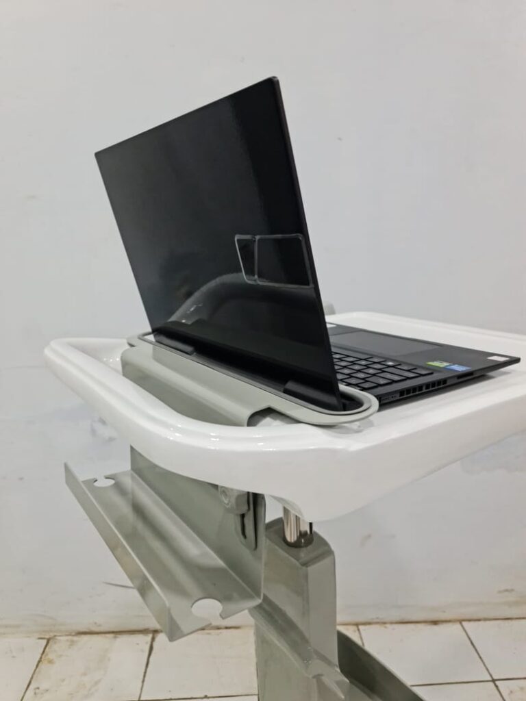 contoh gambar pemakaian penjepit laptop